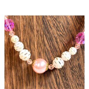 Vintage Pink & White Beaded Necklace Carved Beads Gold Accents 31" Lightweight